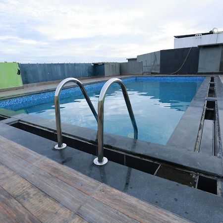 Transit Suites By Grandwest Nedumbassery Exterior photo