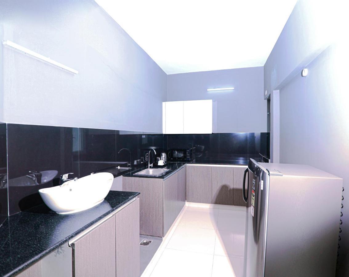 Transit Suites By Grandwest Nedumbassery Exterior photo